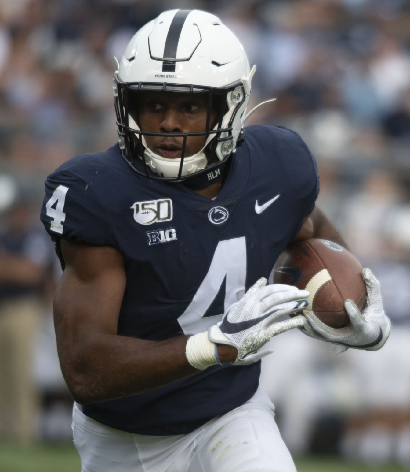 Idaho, Journey Brown (4) carries the ball